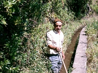 Säubern der Bewässerungskanäle (Levadas) von Madeira : Arbeiter